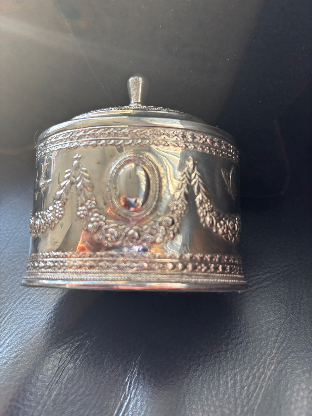 Vintage Ornate Silver Plated Decorative Trinket Box with Lid - Picture 3 of 10